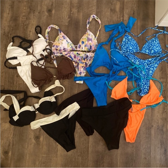 Blue Bikini - Picture 2 of 3